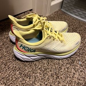Women’s Hoka Clifton 8